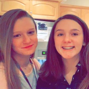 Meet your Posher, Danielle